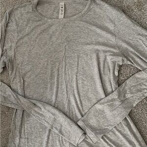 Lululemon hold tight shirt